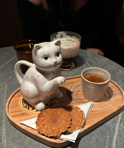 Cat Shaped Teapot